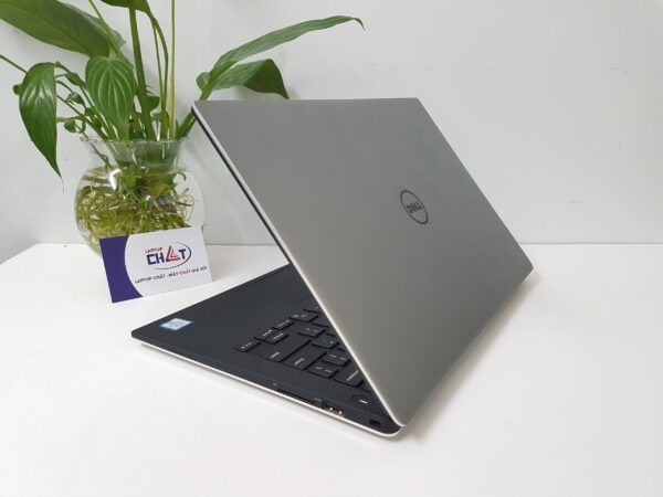 DELL XPS 9350, Touch,Core i5, 6th GEN, 8GB RAM, 256GB SSD, 12.5 inch - Image 3
